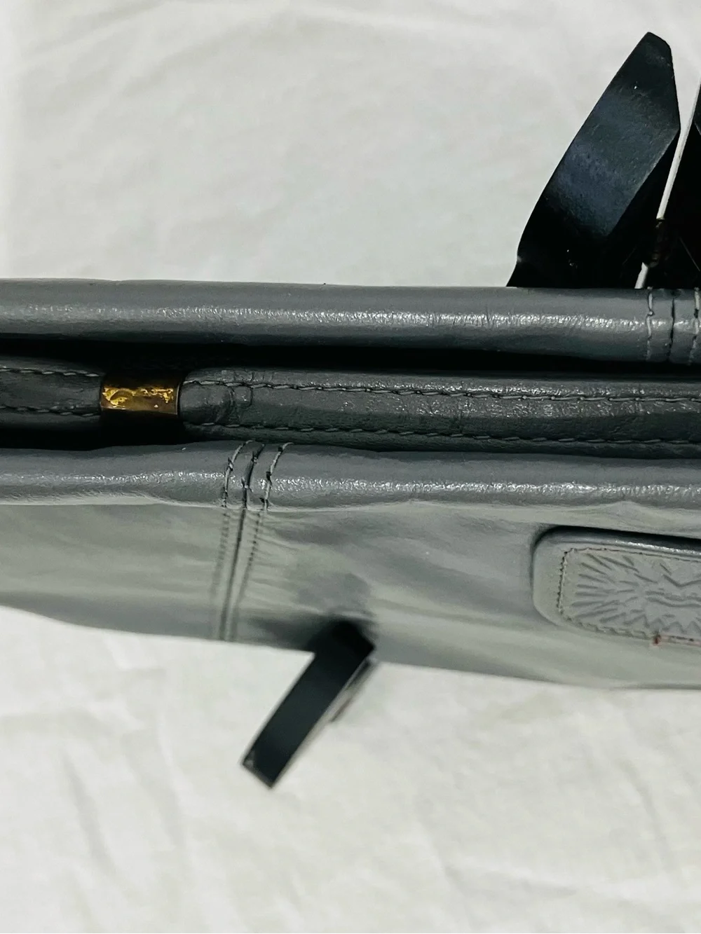 Vtg Anne Klein Gray Leather Clutch/Wristlet w/ Cloth Liner